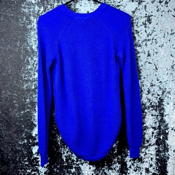Blue Joe Fresh sweater - Picture 3 of 3
